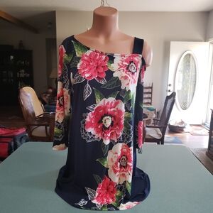 JM Collection Navy Floral Top